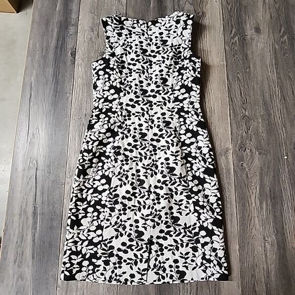 Brooks Brothers Floral Dress Womens Size 6 Sleeveless Black White Classic Preppy - Picture 3 of 3